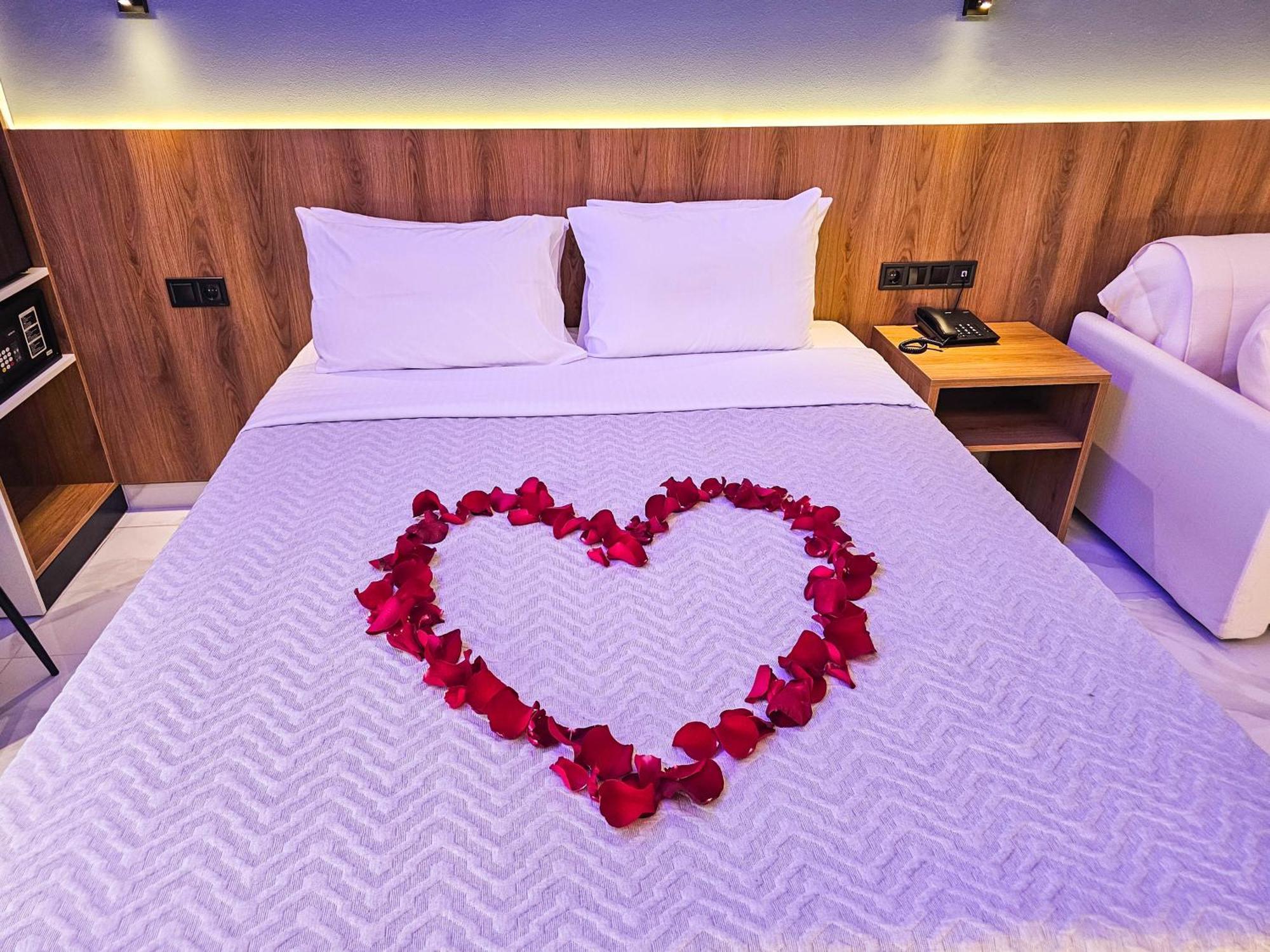 Akteon Girni Hotell Paralía Eksteriør bilde